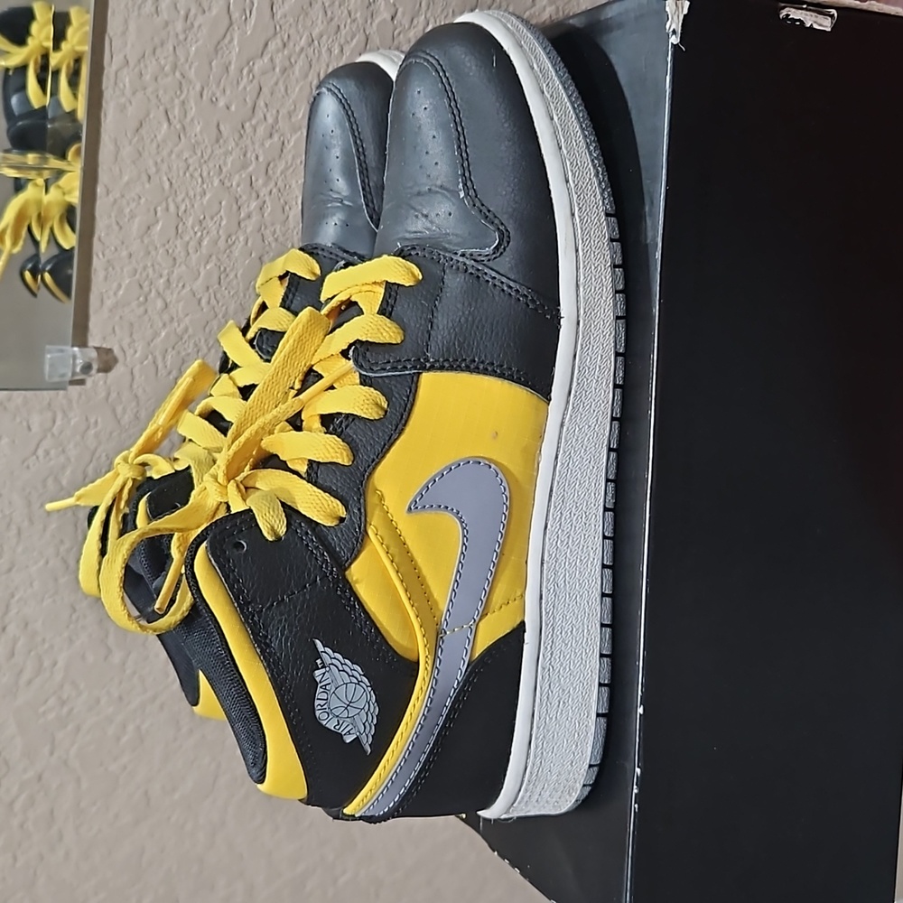 Air Jordan 1 Phat